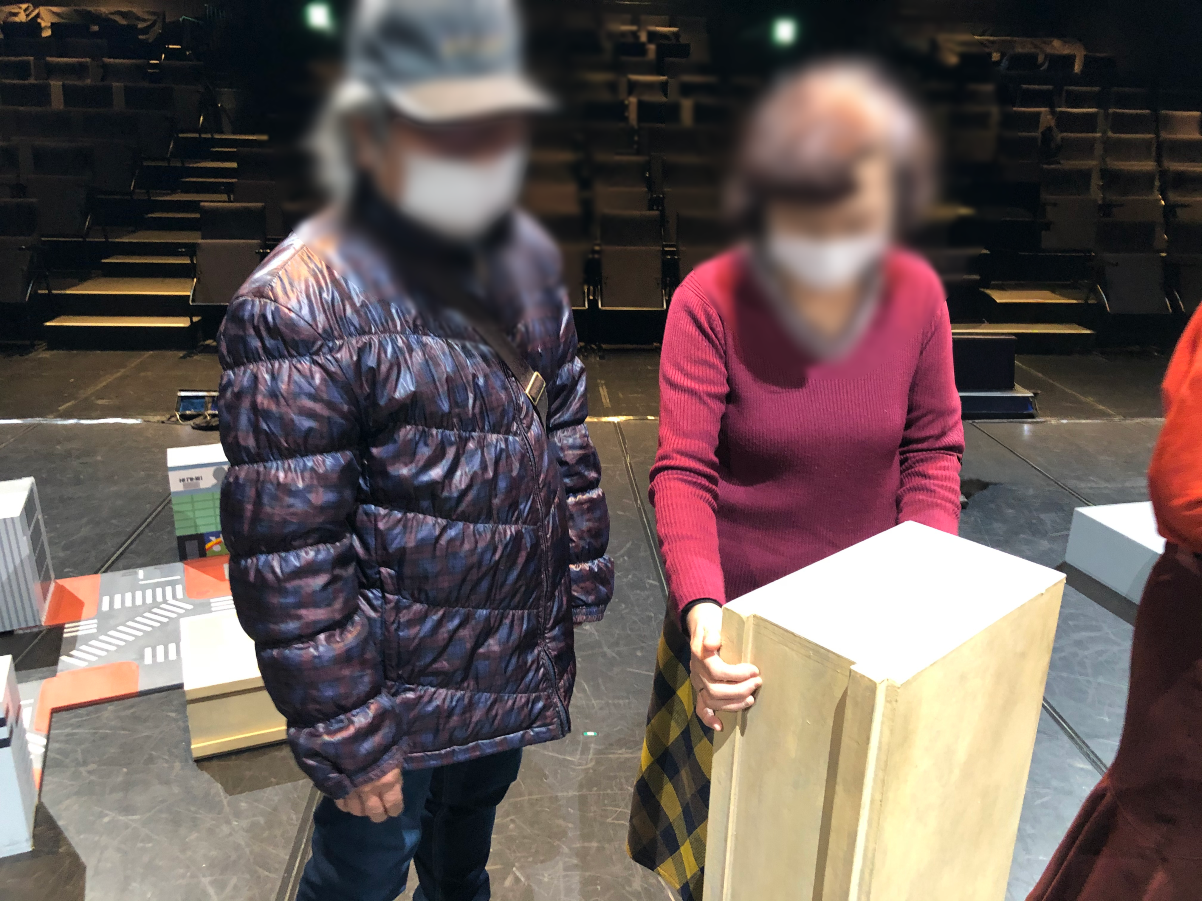 舞台説明会の様子