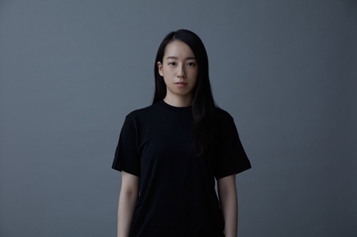 間瀬奈都美さんの写真（大）