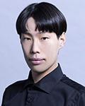 坂口涼太郎さんの写真