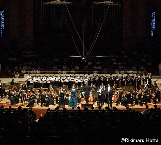 新国立劇場合唱団さんの写真 / Photograph of New National Theatre Chorus